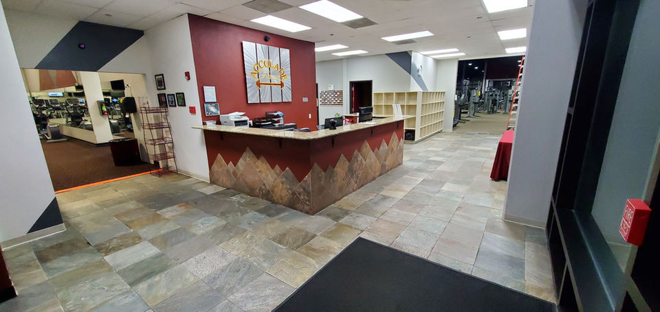 Front desk.jpeg