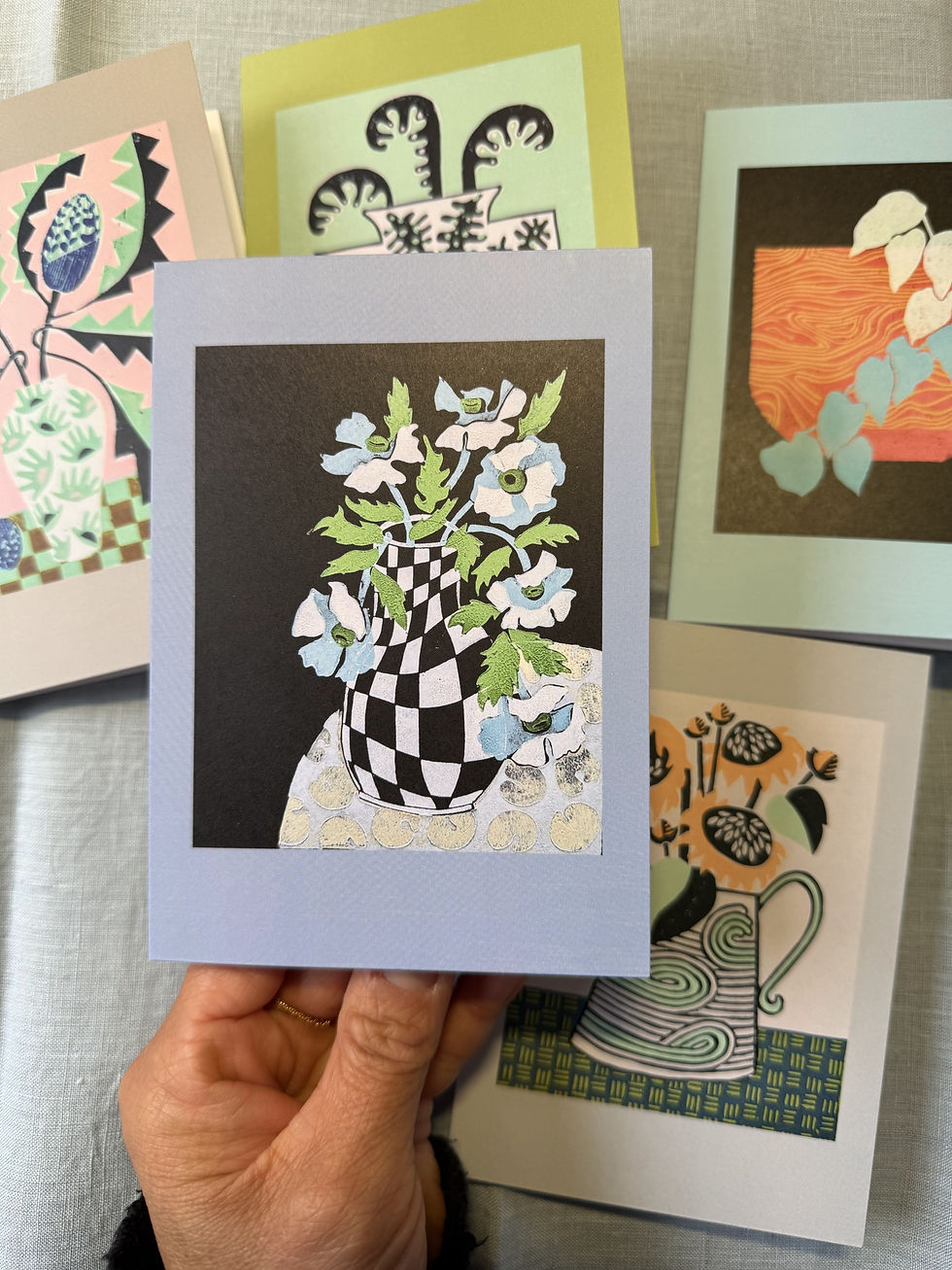 Thumbnail: Vaz and Flowers Card Set