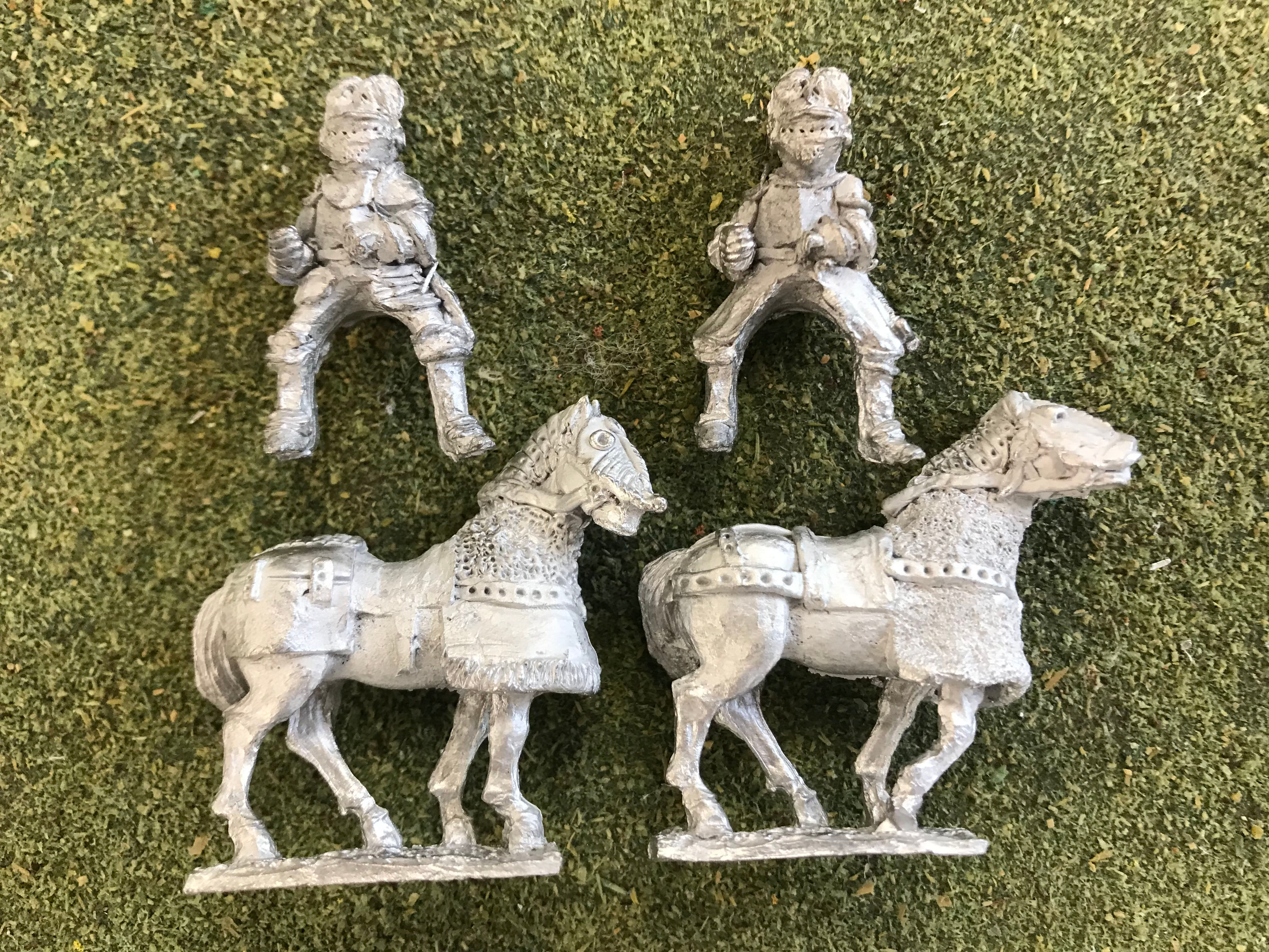 RN27B Mounted Knights on heavily armoured horses