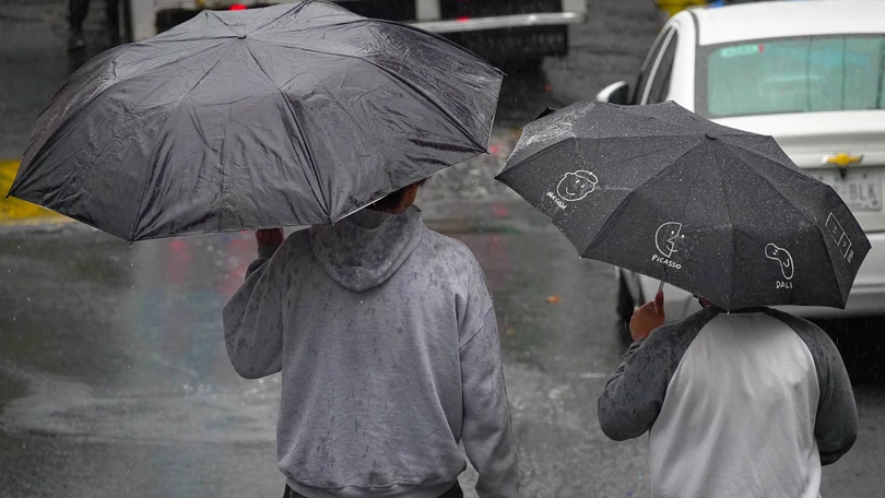 El primer frente frío de la temporada traerá lluvias torrenciales a México
