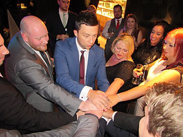 tenby magician |tenby wedding magician