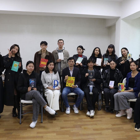 Гурав дахь жилдээ уншихуйн соёлыг түгээж буй “Хүмүүнлэг уншигчид”