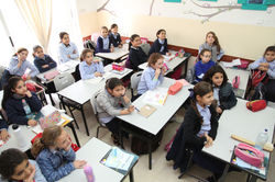 Toldot Nissim : section Filles