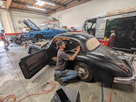 Cutting phase of the custom 1959 Jaguar XK150 by FFR Fabrication