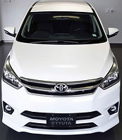 toyota innova car.jpg