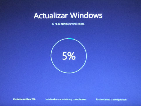 Otra víctima de las actualizaciones forzadas a Windows 10 logra que Microsoft le pague por daños