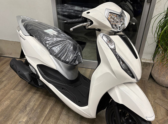 リード125