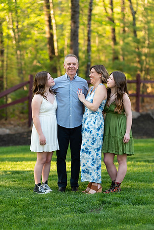 Hillary Rae Photography captures timeless images that you'll cherish for years to come. Photographer serving Southern New Hampshire who offers senior photography, family photography, engagement and wedding photography, and branding photography.