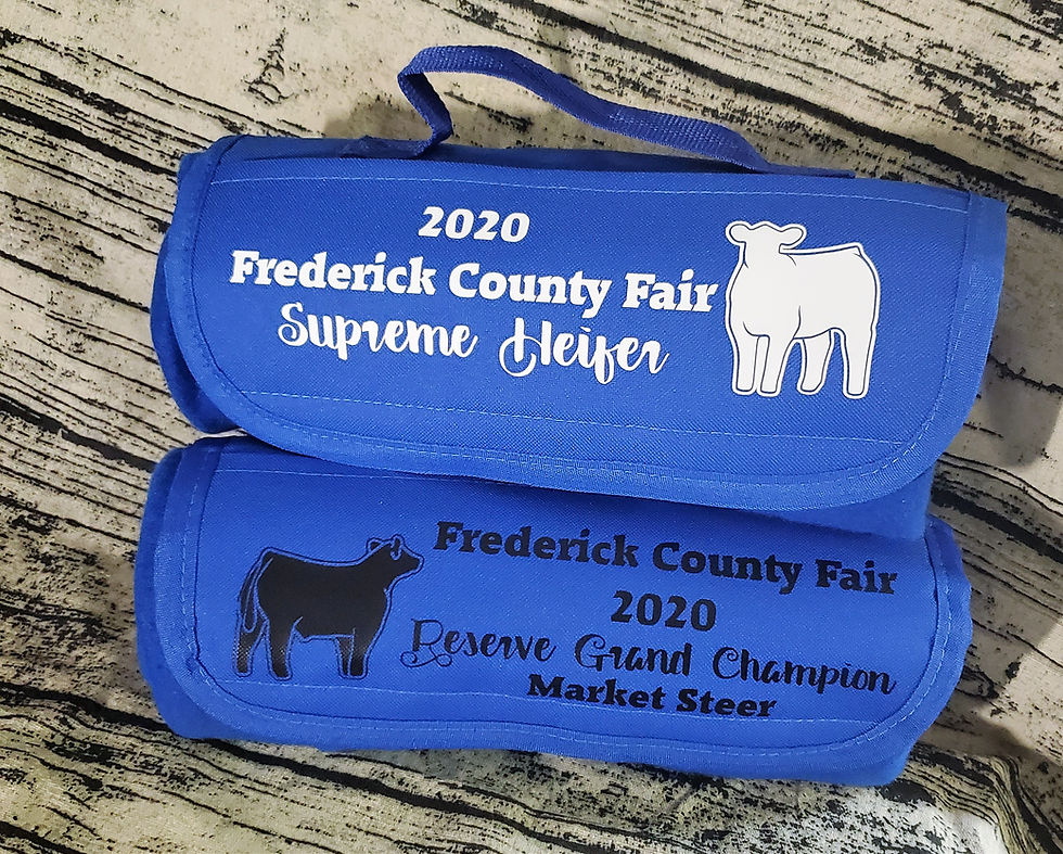 Thumbnail: Roll Up Livestock Award Blanket for Travel