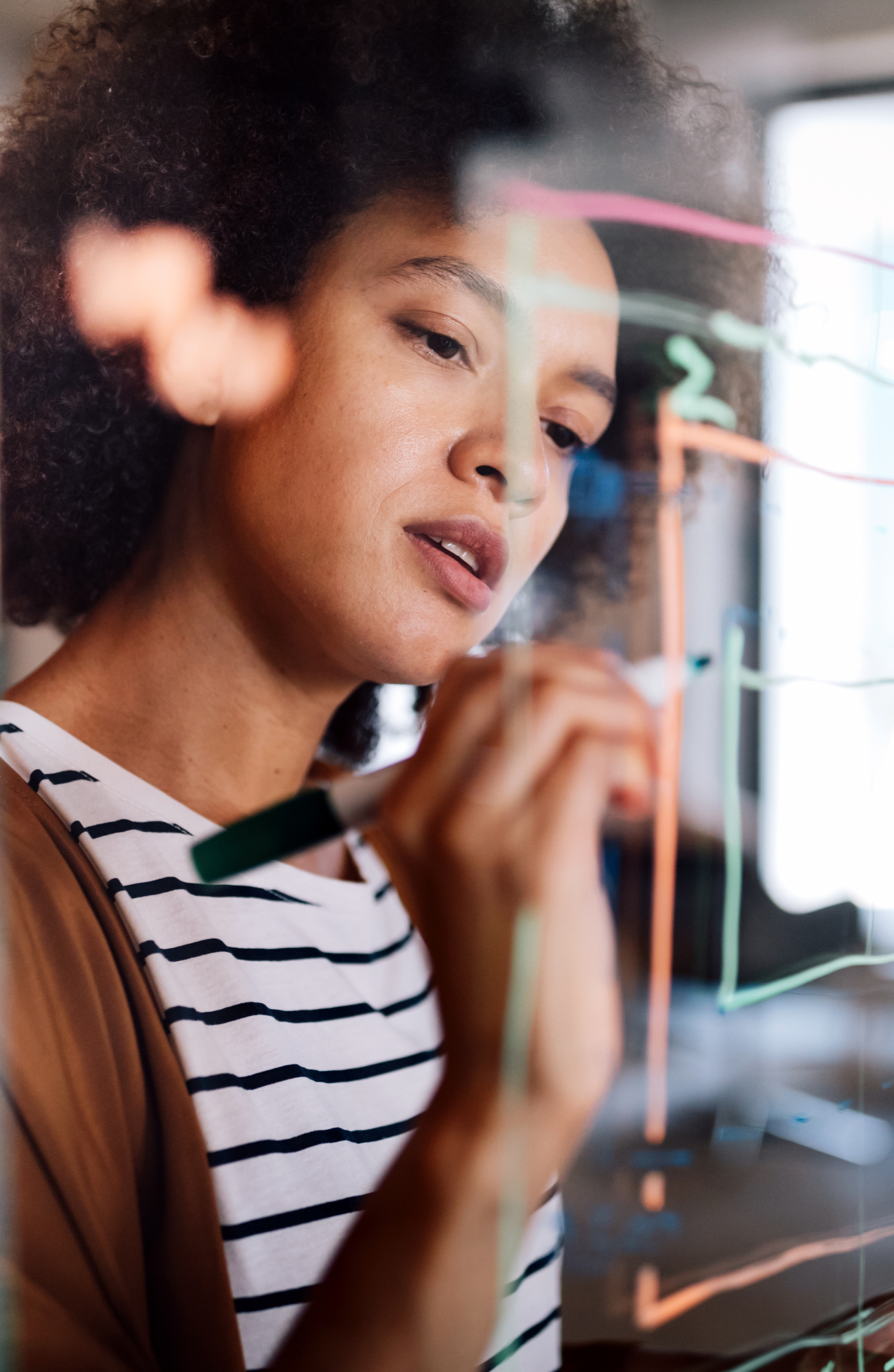 Drawing on Glass_edited_edited.jpg