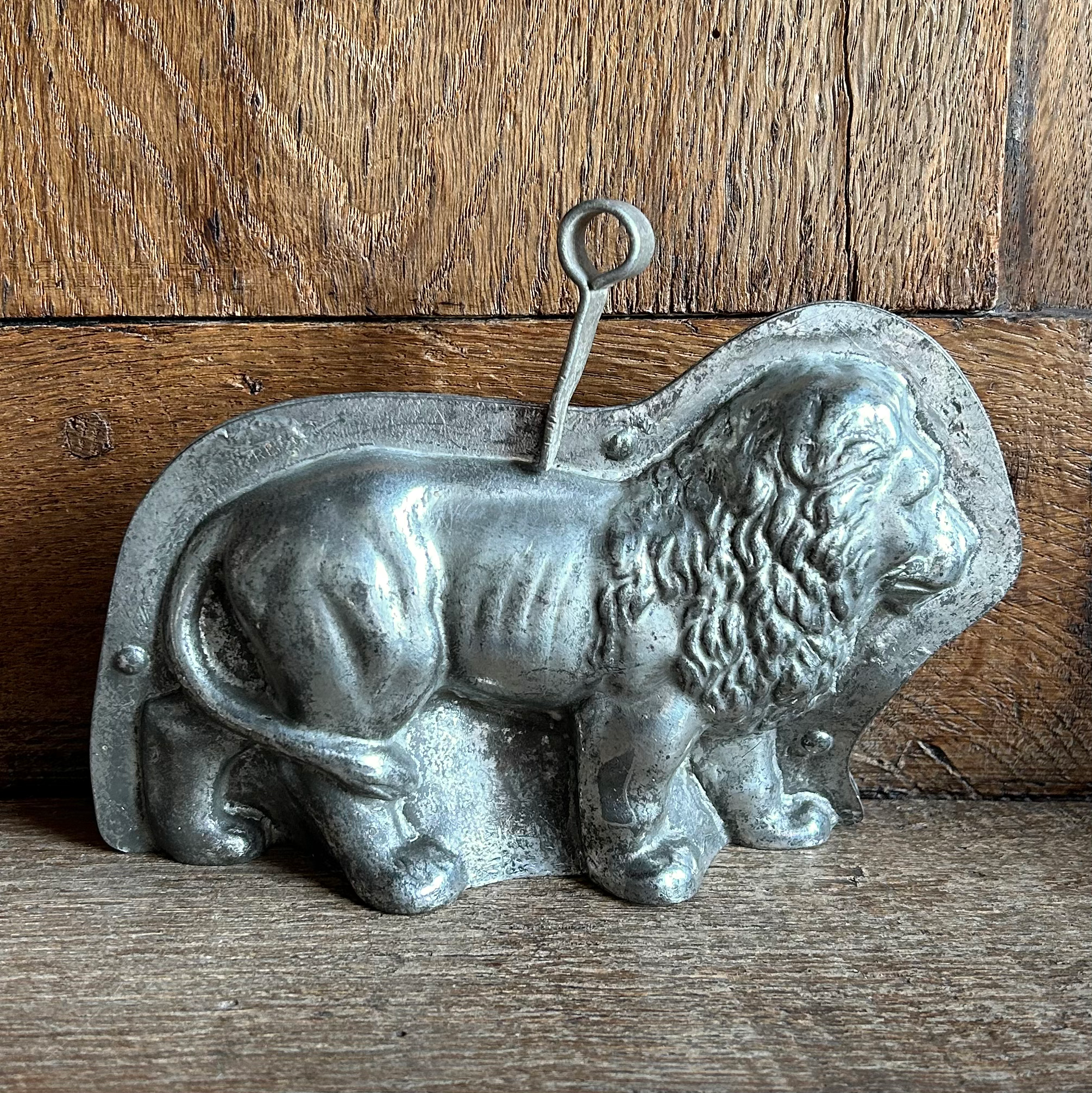 Seltene antike Schokoladenform LÖWE, ca. 17 cm