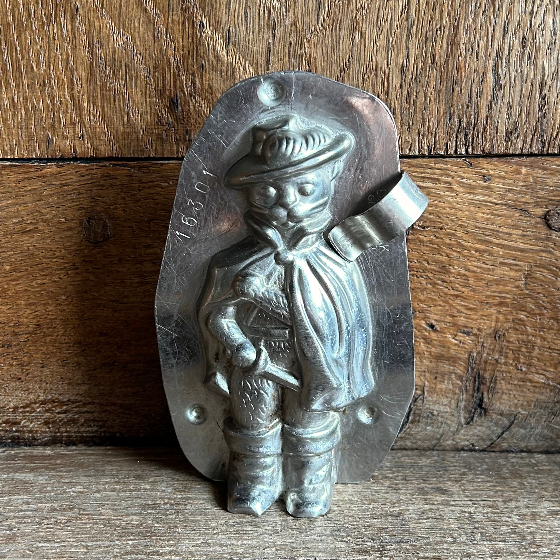 Seltene antike Schokoladenform DER GESTIEFELTE KATER, ca. 12,5 cm