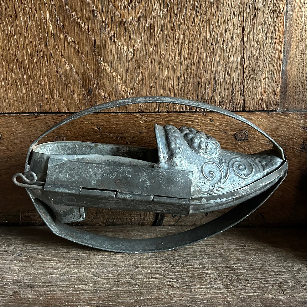 Seltene antike Schokoladenform PANTOFFEL, ca. 18,5 cm