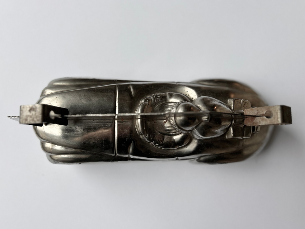 Thumbnail: Seltene antike Schokoladenform NIKOLAUS IM CABRIO MIT GESCHENKEN, ca. 29 cm