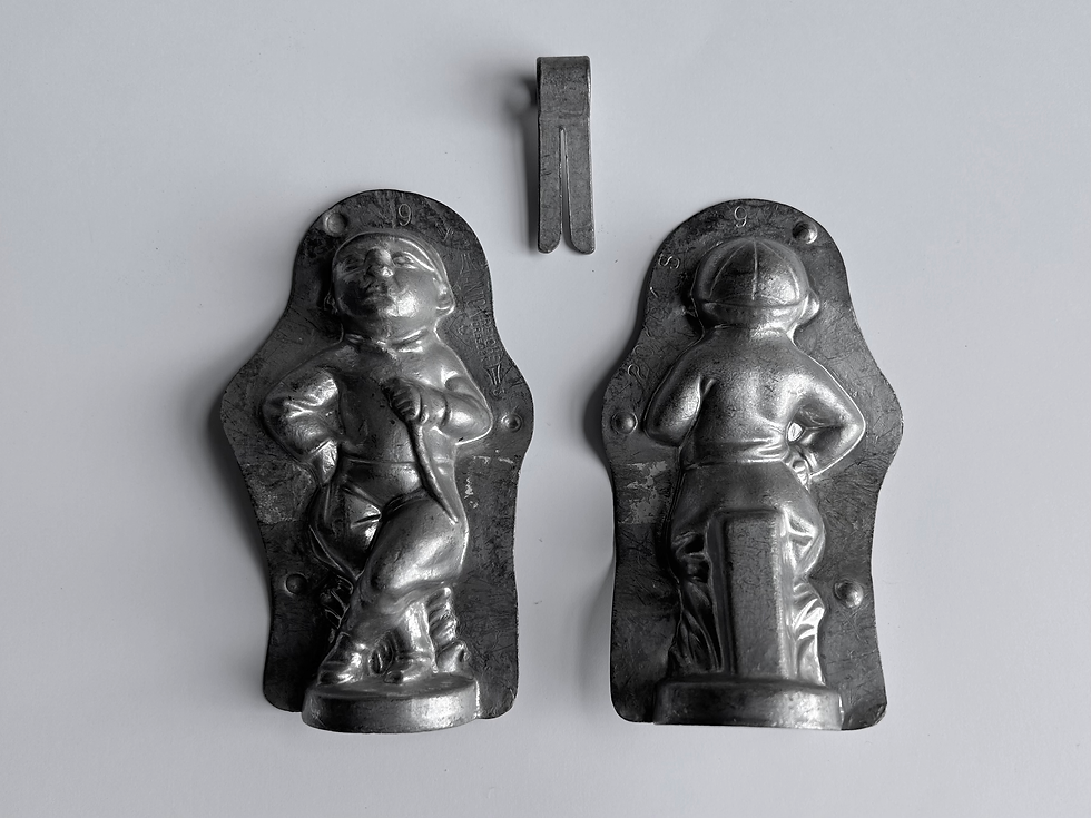 Thumbnail: Seltene antike Schokoladenform JOCKEY, ca. 12,5 cm
