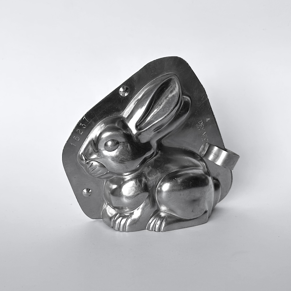 Miniaturbild: Antike Schokoladenform SITZENDER HASE, ca. 13 cm