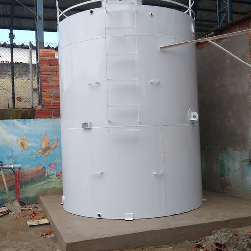 Caixa d' água metálica cilíndrica 32 m³.jpeg