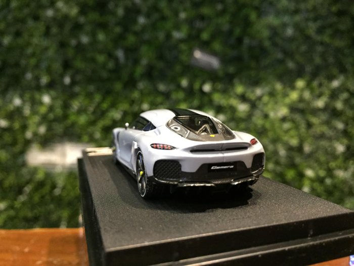 Thumbnail: Koenigsegg Gemera Grey