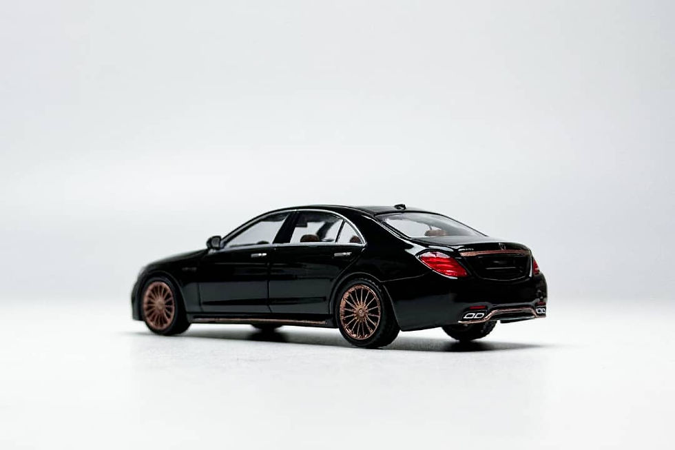 Thumbnail: S Class (W222) AMG S65L V12 Final Edition Black with Bronze Rim