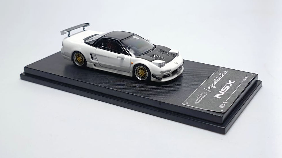 Thumbnail: NSX NA1 White Carbon-Hood