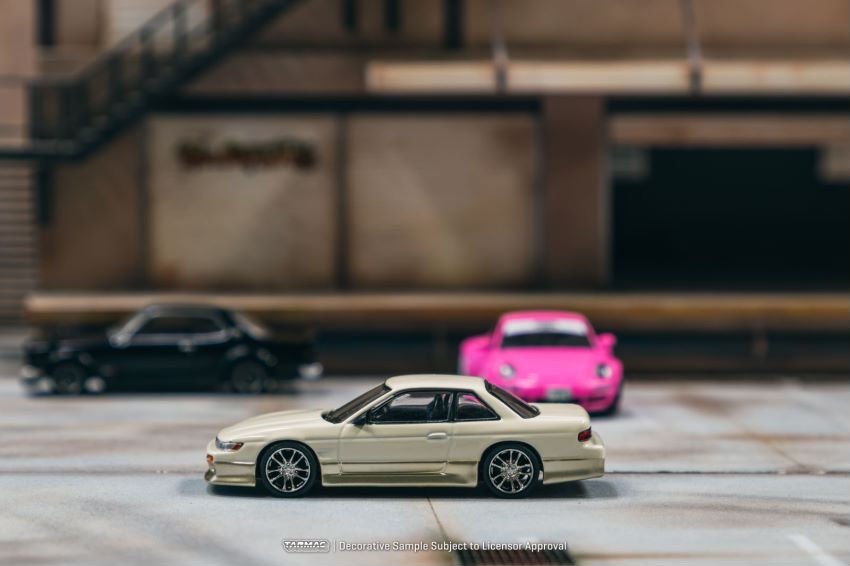 Thumbnail: VERTEX Nissan Silvia S13 White Gold