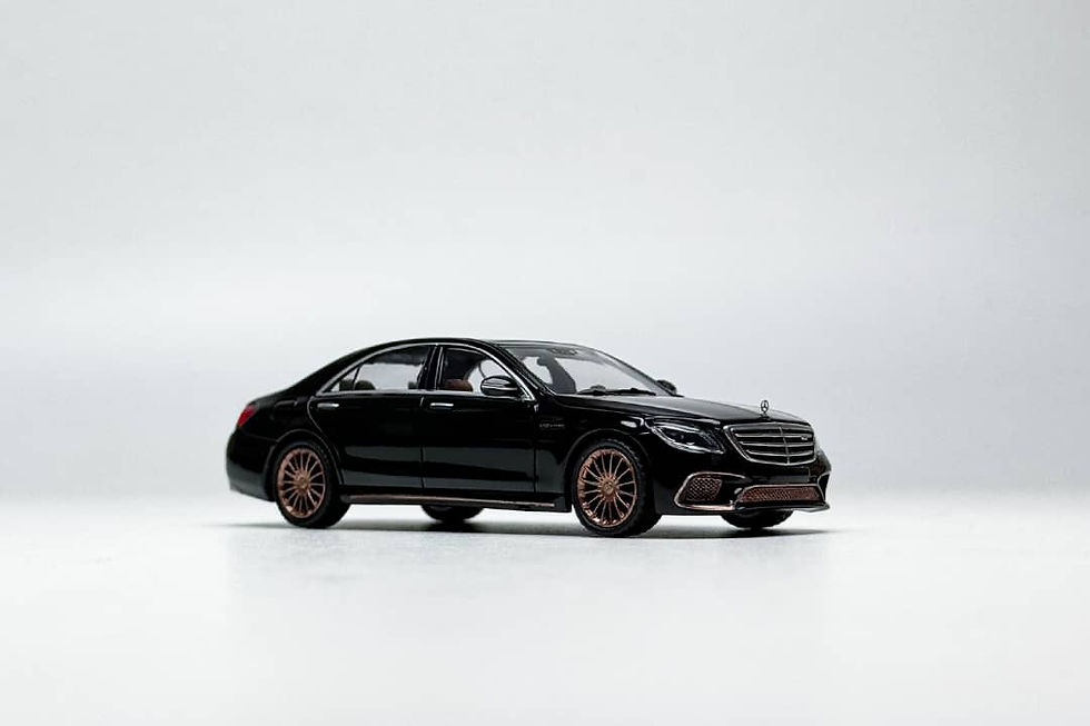 Thumbnail: S Class (W222) AMG S65L V12 Final Edition Black with Bronze Rim