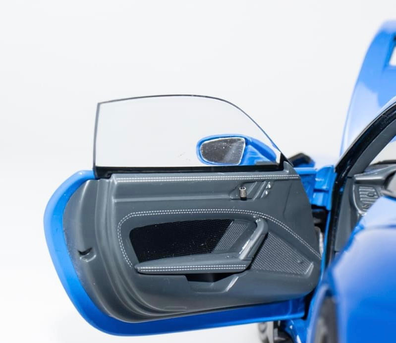 Thumbnail: Porsche 911 (992) GT3 RS 2022 Blue