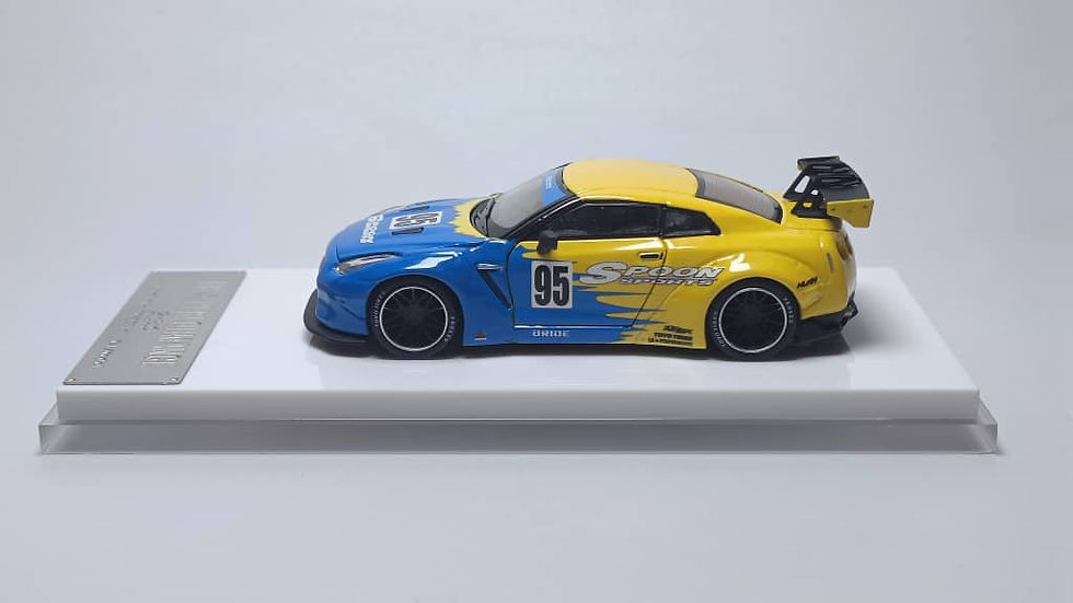 Thumbnail: Skyline GT-R (R35) LBWK 1.0 Modified Spoon Livery