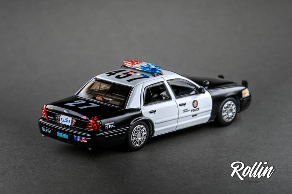 Thumbnail: Crown Victoria Black White LAPD Police Vehicle