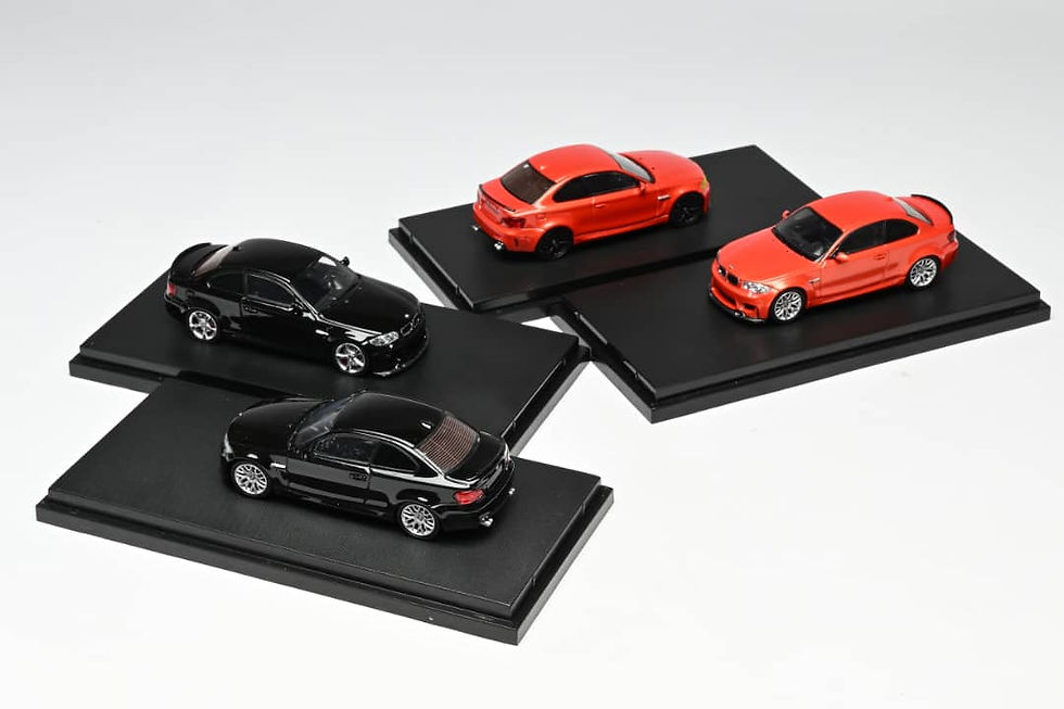 Thumbnail: BMW 1M (E82) Coupe Orange with Black Rim