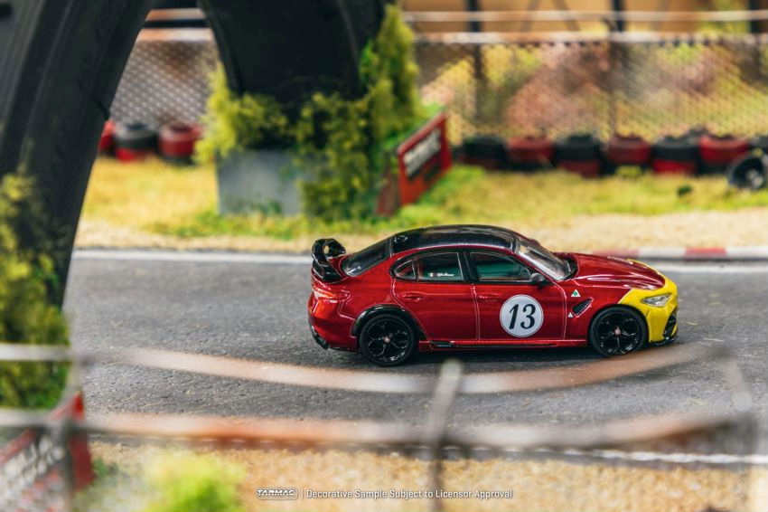 Thumbnail: Alfa Romeo Giulia GTAm Red Yellow