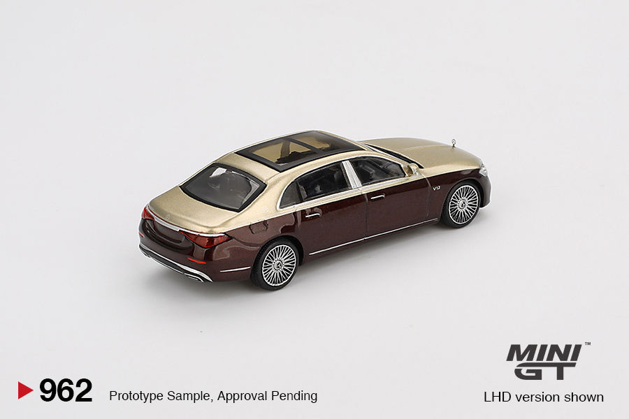 Thumbnail: Mercedes-Maybach S680 Gold / Dark Red Metallic