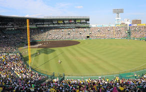 甲子園不只是日本高校棒球的殿堂，也是日本大學美式足球的爭鋒之巔！