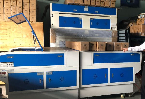 Máy khắc laser 6040: Sự lựa chọn hàng đầu cho công nghệ khắc hiện đại