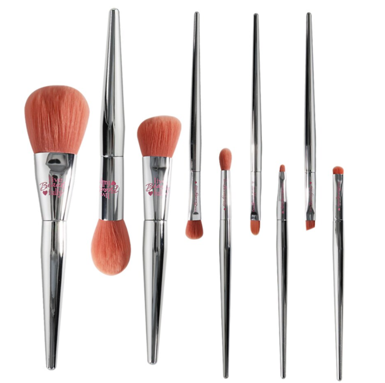 Thumbnail: IT Cosmetics: סט 9 מברשות MUST-HAVE ללוק יומיומי מושלם