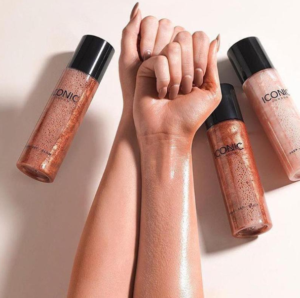 תמונה ממוזערת: ספריי ברונזר | ברונזר נוזלי | איפור זוהר | ICONIC | ברונזר מומלץ