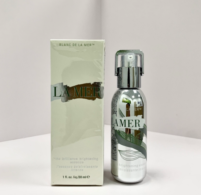 Thumbnail: סרום לה מר Blanc de La Mer: הדרך שלך לעור זוהר ללא כתמים