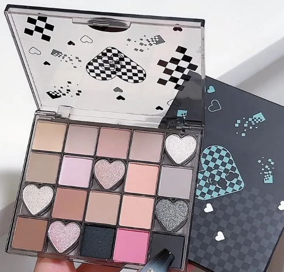 תמונה ממוזערת: צלליות לעיניים - איפור קוריאני | איפור עיניים | פלטת 20 צלליות | משלוח חינם | DIKALU