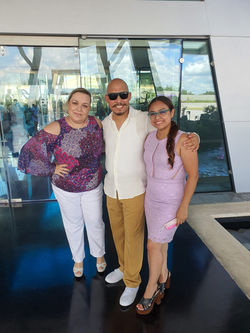 Junto a Marie Sanchez Velasco