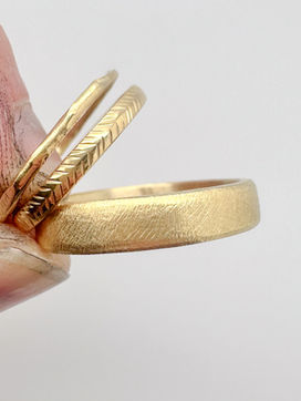 trouwringen, voor haar en voor hem 