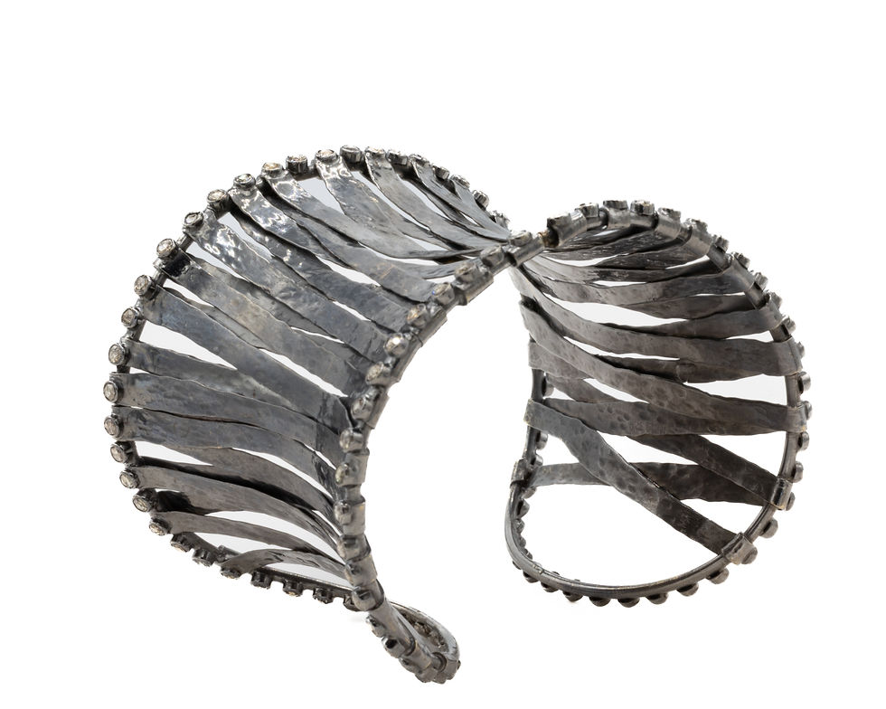 Miniaturbild: Silver cuff bracelet with layered metal design, Circle Weave Cuff, white background. Ofira Jewels