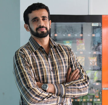 In conversation with Vendekin CEO Aroon Khatter: On Setting up a Digital Vending Business