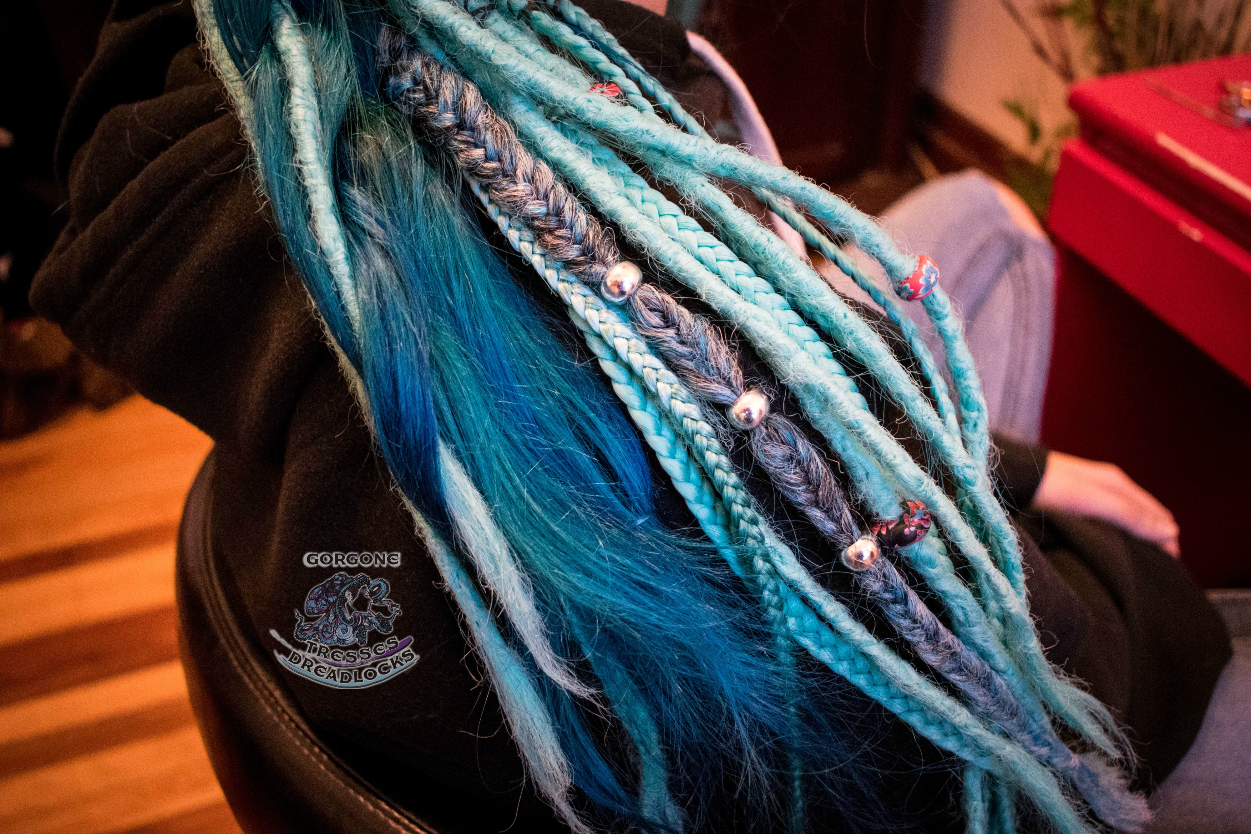 Dreadlocks synthétiques