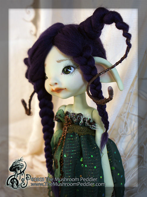 Thumbnail: Wig Sculpture - size 9 - Implings - Deepest Purple