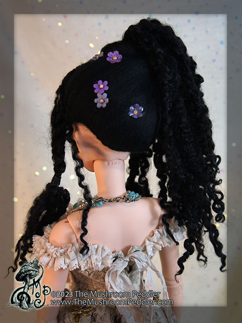 Thumbnail: Wig Sculpture - size 8.25 - Kaye Wiggs/Smart Doll - Ebony Pixi Ponytail