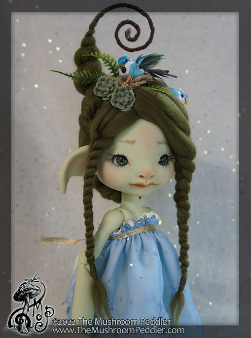 Thumbnail: Twitterpated - Wig Sculpture - size 9