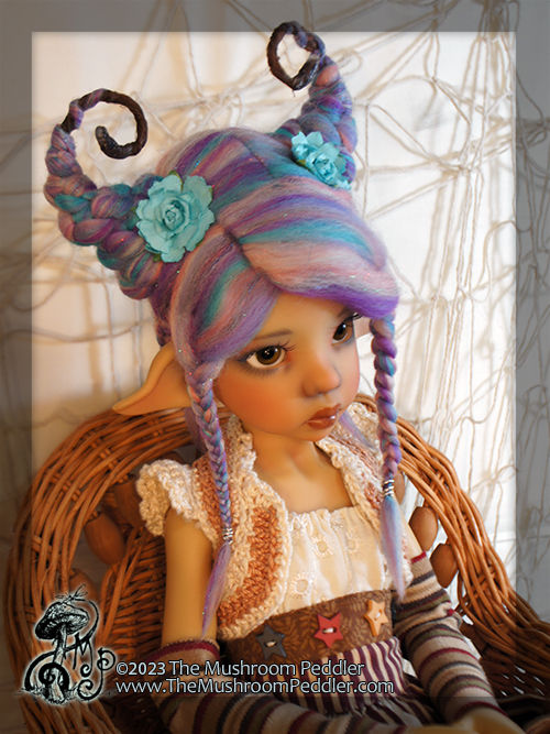 Thumbnail: Wig Sculpture - size 8.25 - Kaye Wiggs/Smart Doll - Sunrise Sparkle Swirls