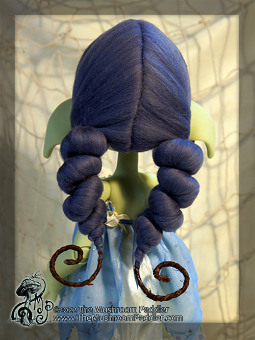 Thumbnail: Wig Sculpture - size 9 - Grape