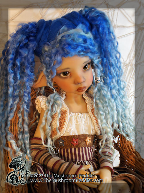 Thumbnail: Wig Sculpture - size 8.25 - Kaye Wiggs/Smart Doll - Royal Frost Pixi Pigtails