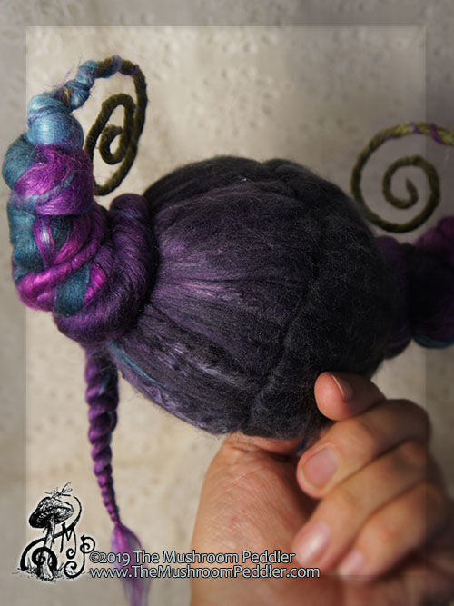 Thumbnail: Lovely Dreams - Extra Large Wig Sculpture - size 11